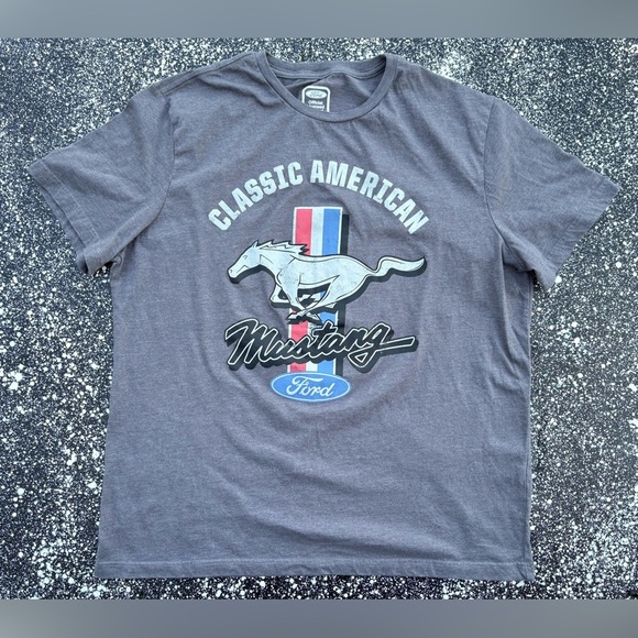 FORD Mustang ‘Classic American’ T-Shirt Size XL EUC - Picture 1 of 2